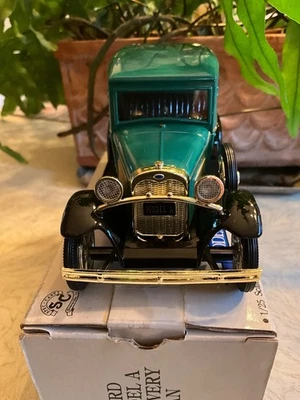 Banco de monedas furgoneta de reparto modelo A escala 1/25 de Westling Mfg Foto 1 de 4