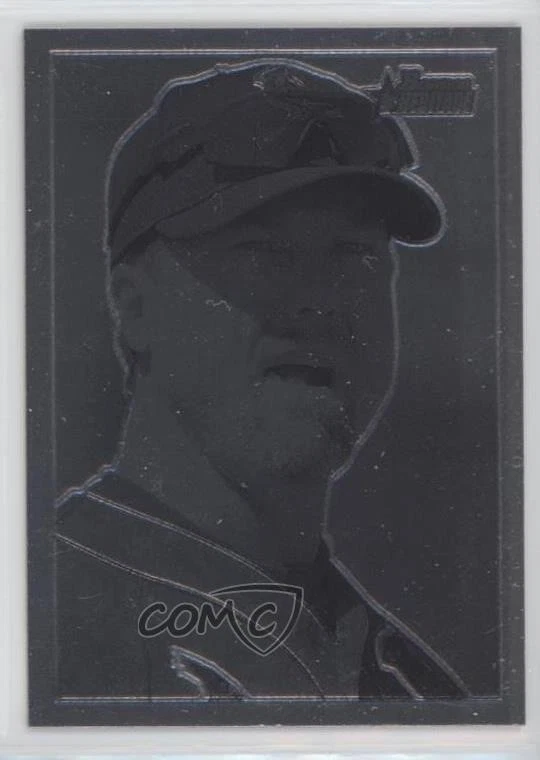 2001 Bowman Heritage Chrome Mark McGwire #BHC36 - Image 1 of 2
