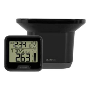 La Crosse Technology Digital Rain Gauge Wireless Indoor Temperature 300-ft Range - Picture 1 of 6