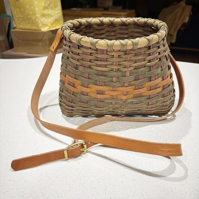 Annie Niedergang Mossy Log Baskets Crossbody Bag Woven Signed Number 199 - Image 1 of 4