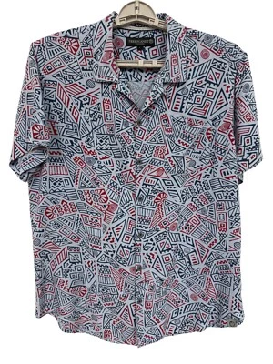 Free Planet Men Shirt SZ Lg Regular Fit Short Sleeve Button Front Geometric - Image 1 of 4