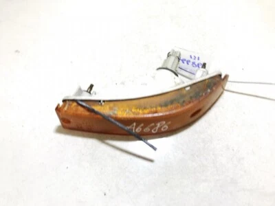 Indicador delantero derecho lado derecho Toyota Corolla 1989 usado, genuino #1204569-33 Foto 1 de 4
