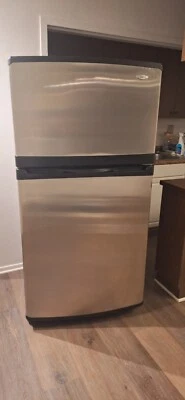 Maytag excelent maintain Refrigerator - Image 1 of 3