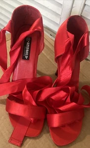 Andrela 10 M Sandal’s Red High Heel Stilettos Ankle Strap Open Toe - Picture 1 of 19