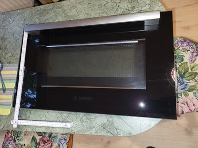 TÜR BOSCH für Kompakt-Backofen m. Mikrowelle,  3fach verglast, geringere Höhe - Bild 1 von 4