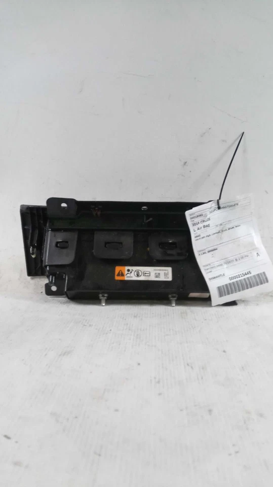 2016 Chevrolet Cruze Instrument Panel Air Bag - Blue - Used - 97K Miles - Imagem 1 de 4