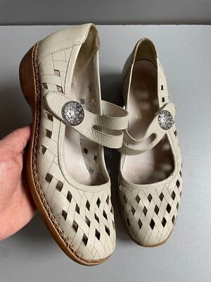 Mujer Rieker Crema Cuero Corte Cuña Baja Tacones Reino Unido 6 EUR 39 Foto 1 de 4