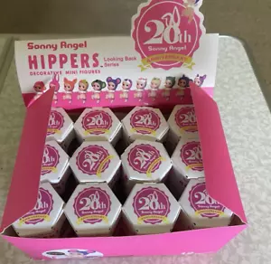 NEU Sonny Angel HIPPERS Looking Back Box Selten!! - Bild 1 von 5