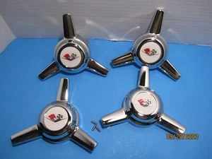 4 CRAGAR STAR WIRE CUSTOM CAPS 3 BAR SPINNERS KNOCK OFF WHEELS WHITE SU FLAG - Picture 1 of 2