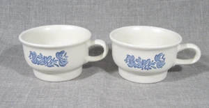 Pfaltzgraff Yorktowne Set of 2 Blue Footed 4 1/4" x 2 1/2" Coffee Tea Cups - EUC - Picture 1 of 5