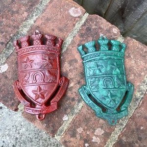 Antique Vintage Pair Of Convex Cast Iron Tree Plaque Sign Unusual Coat Of Arms? - Picture 1 of 17