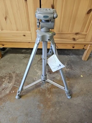 Targus TGT-58TR Camera Camcorder Tripod Bubble Level + Quick Release Plate - Image 1 of 4