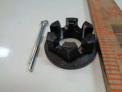 PPORSCHE 924 944 ЗАДНИЙ ЗАГЛУШКА ОСИ ВАЛ ЗАМОК ГАЙКА С ШТИФТОМ 311 501 221 НОВЫЙ - Изображение 1 из 3