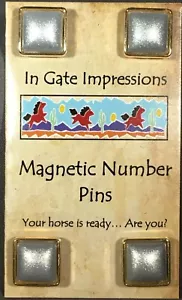 NUEVO Plata Dos Tonos Número Magnético Pines Caballo Espectáculo Número Portadores Imán - Imagen 1 de 1
