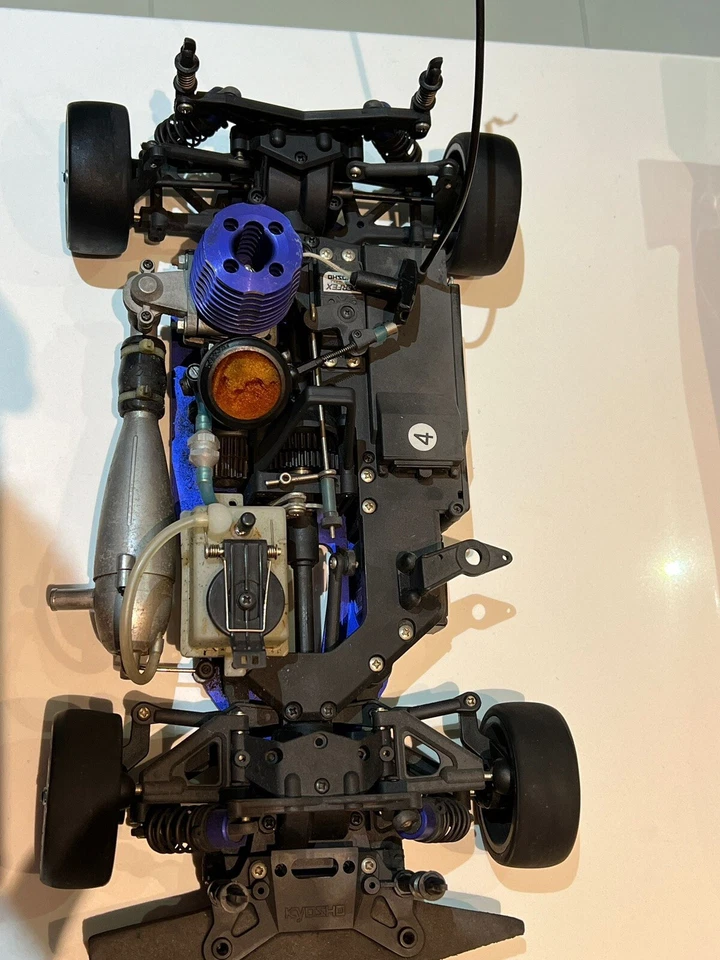 Kyosho FW-05 *Needs Service* - Image 1 of 4