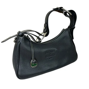 Borsa a tracolla Dooney & Bourke Y2K in pelle nera con ciottoli Crescent Hobo - Foto 1 di 9