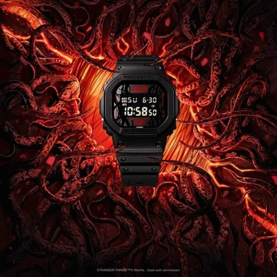 SERIE CASIO G-SHOCK DW-5600STT-1JR 5600 Stranger Things negro Foto 1 de 4