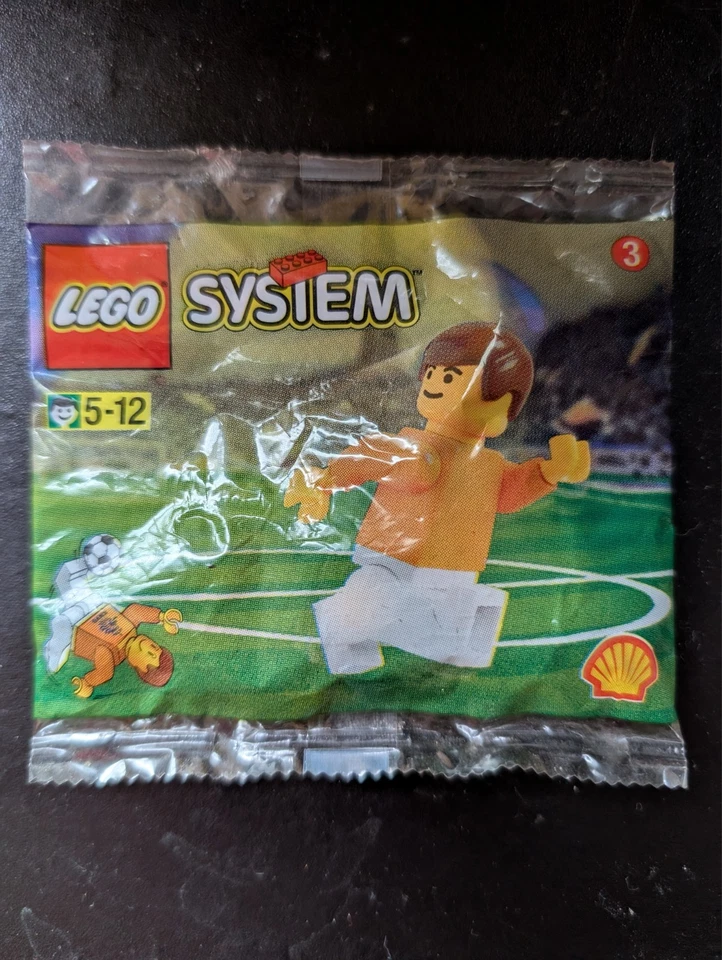 Lego System 3304 Shell Dutch Netherlands Football/Soccer Player NEW SEALED - Image 1 of 2