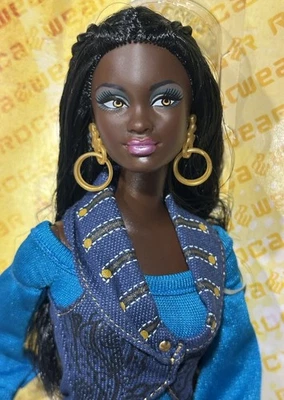 So In Style S.I.S. Muñeca Barbie afroamericana Roca Wear Chandra Mattel ✨⭐️✨Nueva Foto 1 de 4