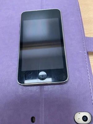 Apple iPod Touch 2nd Generation A1288 8GB, Black/Silver - Tested and Working - Image 1 of 2