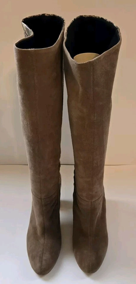 Bota estilo exótico sin cordones hasta la rodilla estampado piel de serpiente gamuza oro rosa para mujer 38,5/8 Foto 1 de 4