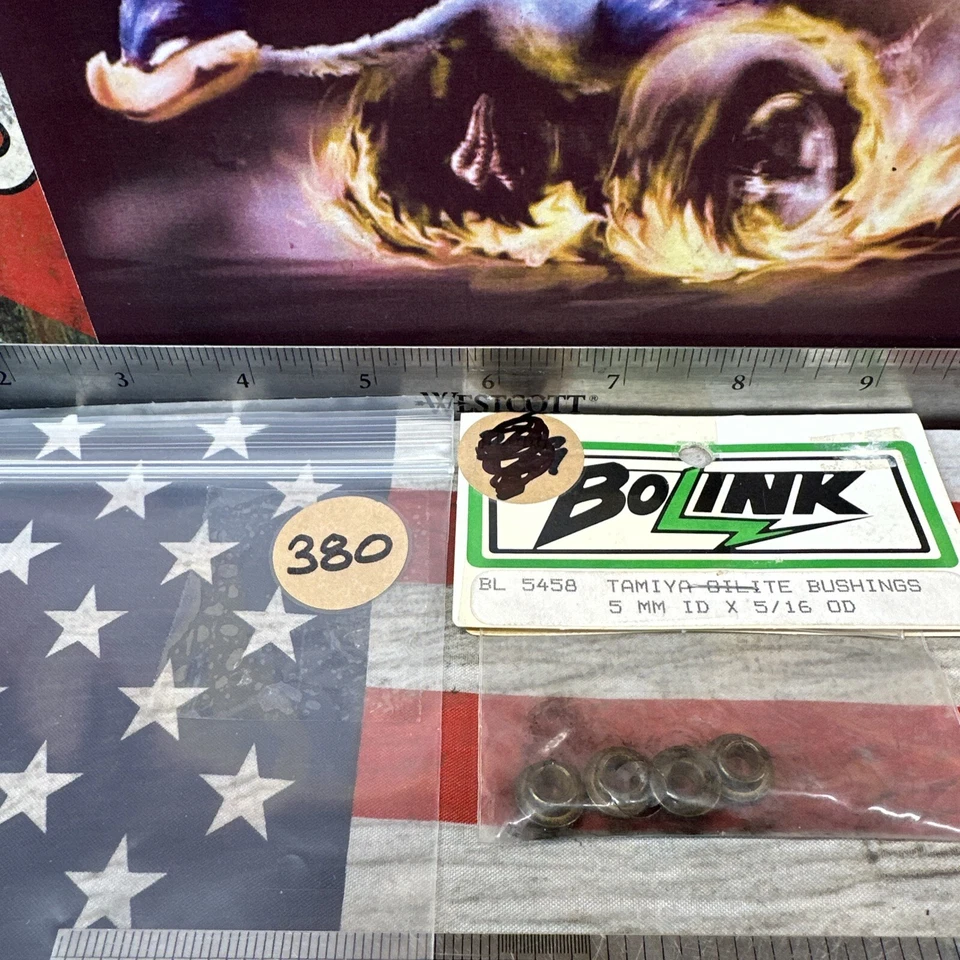 Bolink BL5458 TAMIYA OILITE BUSHINGS {5mm ID x 5/16 OD x 4pc.} -NEW- USA SHIPPED - Image 1 of 4