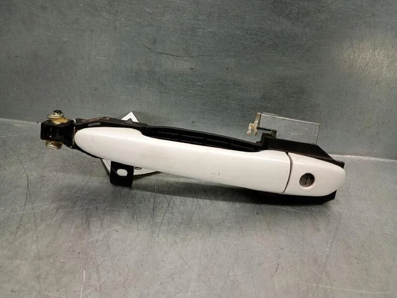 KD535941XC64 poignée extérieure avant gauche pour MAZDA 3 LIM. (BL) 2.2 5669477 - Photo 1/4