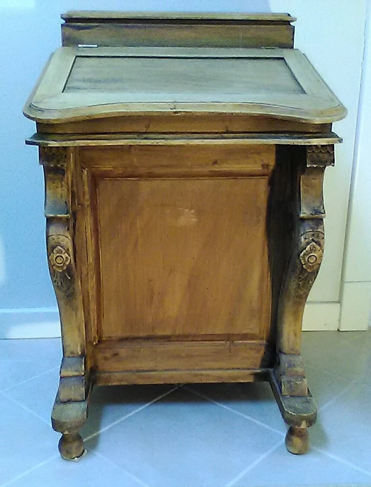 Escritorio antiguo de capitanes de Davenport Foto 1 de 4