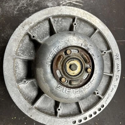 Polaris 500 Fan Trail Rmk 1997-1998 moto de nieve embrague secundario bueno Foto 1 de 4