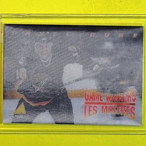 PAVEL BURE 1995-96  " GAME WINNERS McDonalds 3D "  #McD08   Vancouver Canucks