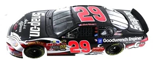 KEVIN HARVICK #29 SNAP ON 2004 MONTE CARLO. 1-24th scale action diecast - Picture 1 of 2
