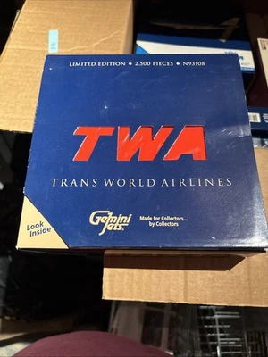 Gemini Jets Trans World Airlines Ltd Ed 1:400 Boeing 747-131 N93108 GJTWA272W - Imagem 1 de 4