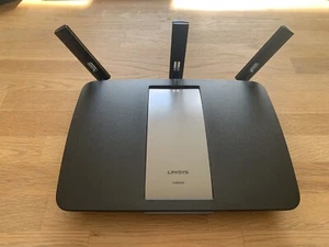 Linksys EA6900 v1.1 AC1900 WLAN WIFI Router (US-Version!) - Bild 1 von 7