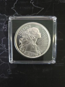 Escudo de plata fina Lady Justice 2025 1 oz 999 redondo niña BU - Imagen 1 de 2