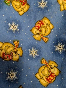 Hugging Bears Snowflake Christmas Holiday Flannel Vintage Graphics 1 Yard 44" - Picture 1 of 3
