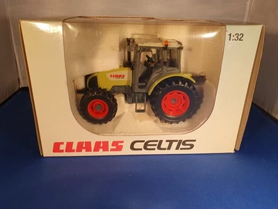 1/32 Scale Universal Hobbies  Claas Celtis 446 Tractor - Image 1 of 4