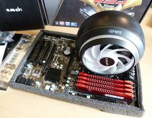 ASRock Z77 Pro3 + E3-1270V2 + 32 GB Kingston KHX2133C11D3/8GX UpHere Kühler OVP - Bild 1 von 6