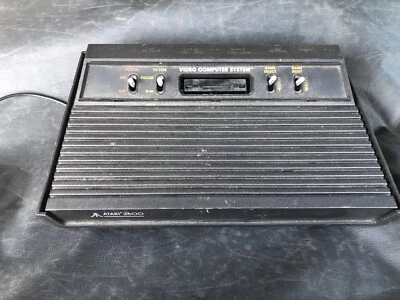 Atari 2600 Game Console - Image 1 of 4