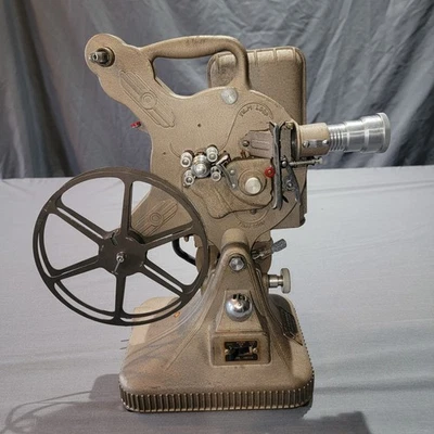 Equipamento de Filme Projetor de Filme Antigo Keystone Modelo K-160 16mm - Funciona - Imagem 1 de 4