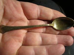 1937 CHIPPENDALE STERLING SILVER SPOON 4" LONG - 10 GRAMS - BN-1 - Picture 1 of 4