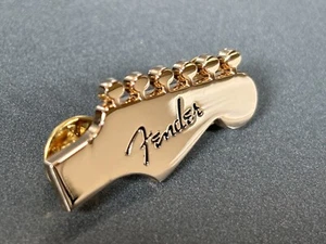 Fender Gitarre Kopfplatte Pin Abzeichen - Bild 1 von 2