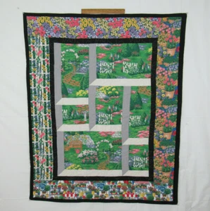 "Vintage 1960er 70er GESTEPPTE DECKE BLUMEN GARTENSZENEN 56"" x 45 1/2" - Bild 1 von 12