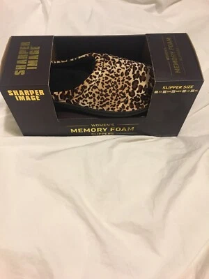 New SHARPER IMAGE Women's Memory Foam Leopard Print Slippers Size Medium 9-10 - Image 1 of 4