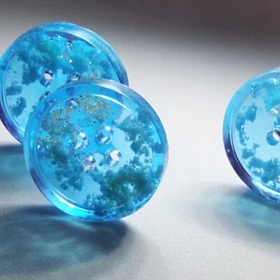 SKY Button : 6 buttons designed as Blue Sky , Transparent Buttons - Image 1 of 4