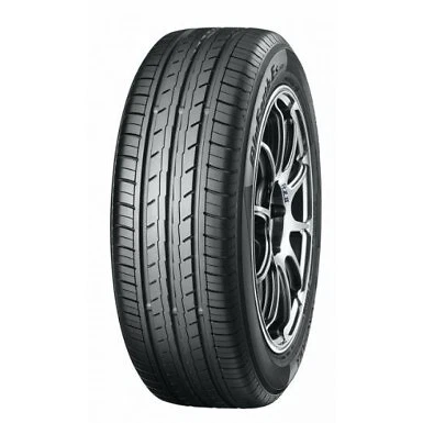 175/65 R14 82 T YOKOHAMA - BluEarth-ES (ES32) - Immagine 1 di 1