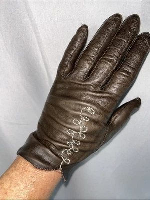 Vintage Ladies Wrist Length Kidskin Leather Brown Gloves Size 6 1/2 Western - Image 1 of 4