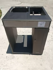 Portable kitchen shell cabinet - Picture 1 of 4