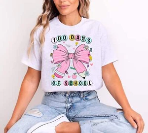 Matita Insegnante 100 Giorni di Scuola ~ T-shirt, Felpe - Foto 1 di 18