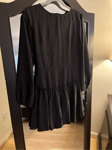 NEW Amazon Essentials Long Sleeve Mini Dress Black S - Picture 1 of 3