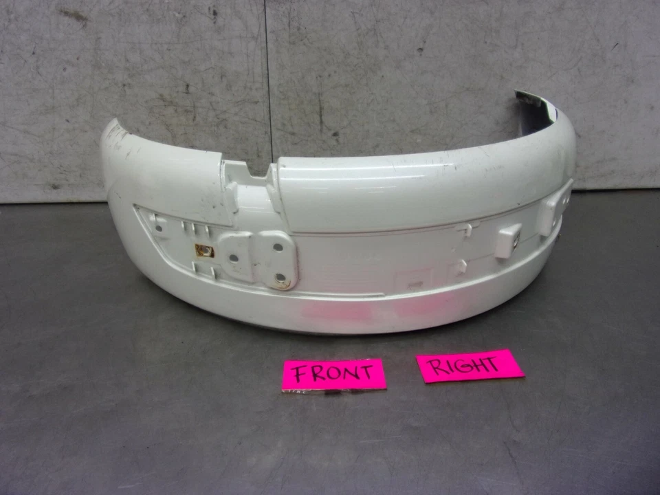 A CAN AM  SPYDER ST LIMITED SM5 2013 459 OEM  FRONT FENDER RIGHT  WHEEL  - Image 1 of 4